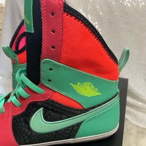 Jordan 1 Skinny Hi-tops ⛹🏼‍♀️